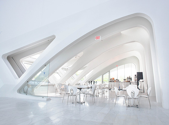 walle_calatrava_milwaukee_cafe.jpg